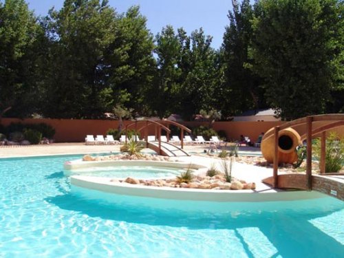 Piscine du camping.